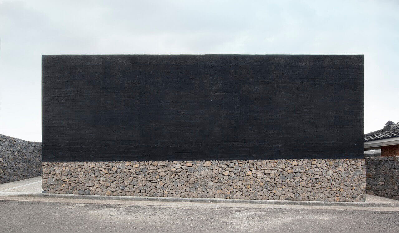 Особенности черного бетона